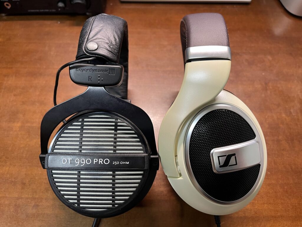 HD599 と Beyerdynamic DT990PRO の比較